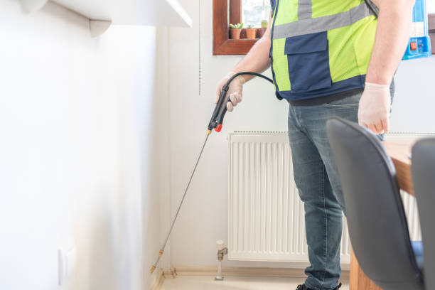 Best Local Pest Control Services  in Ashtabula, OH
